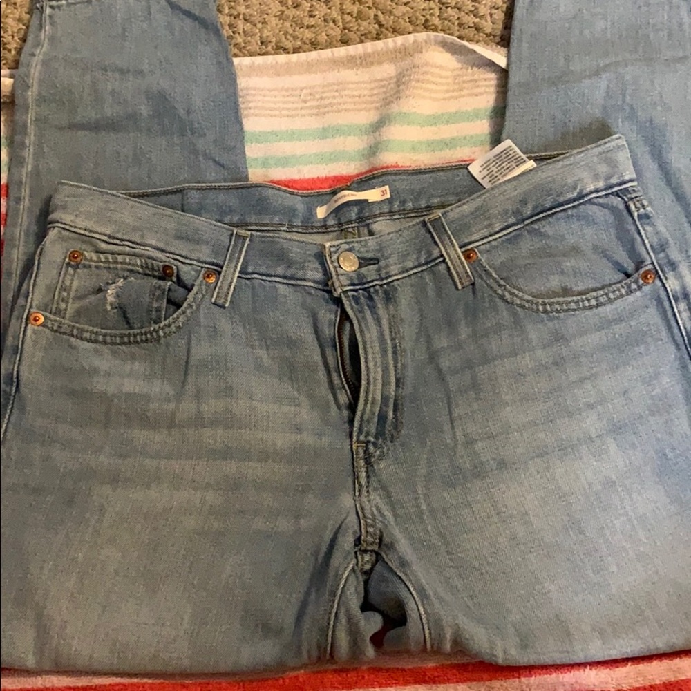 Levi Boyfriend Pants